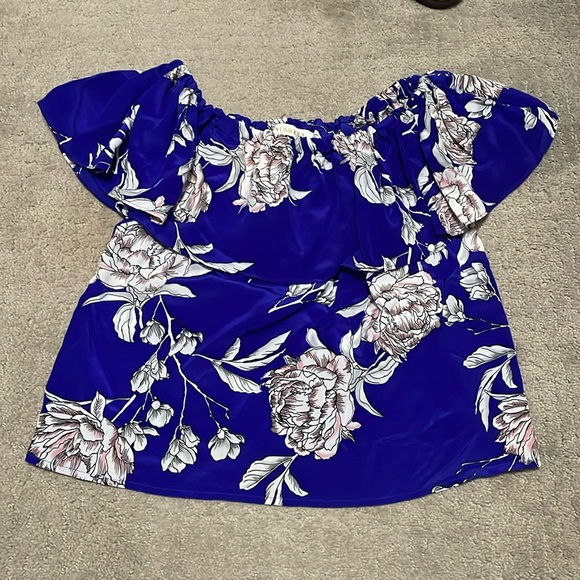 NWOT YUMI KIM SILK OFF THE SHOULDER TOP - Picture 1 of 3